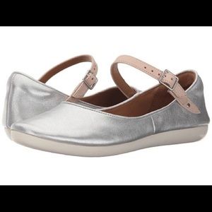 Clarks Feature Film Flats